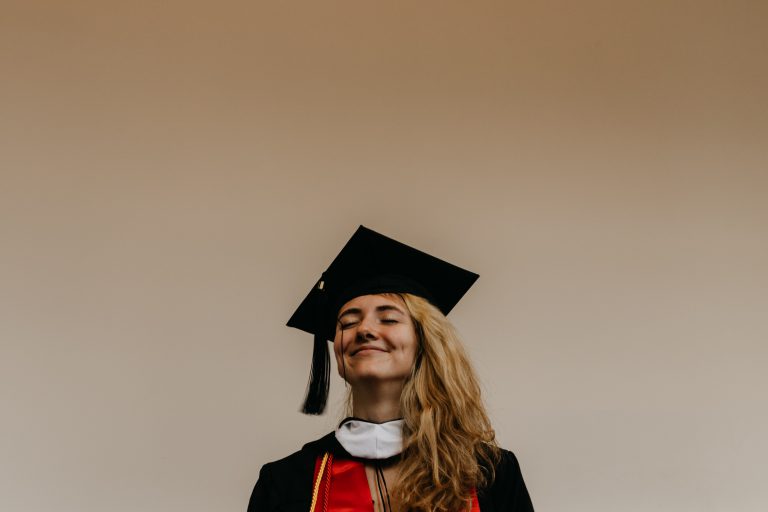 Seyi ariyo ug5npfjqevy unsplash
