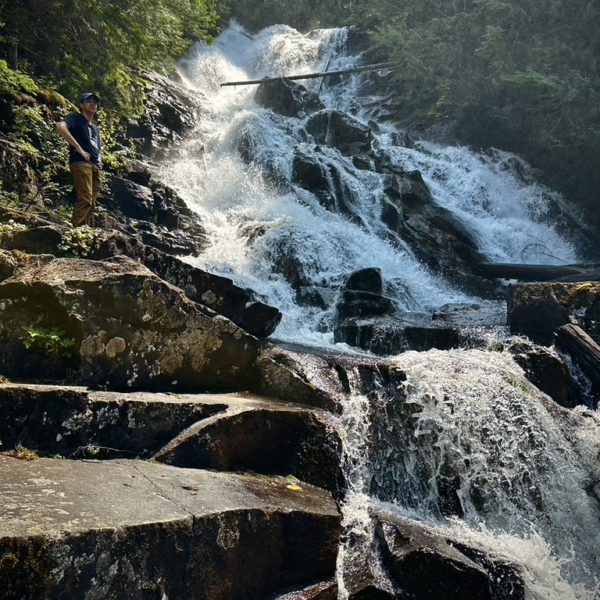 Alpine Lake Packrafting in the Pacific Northwest